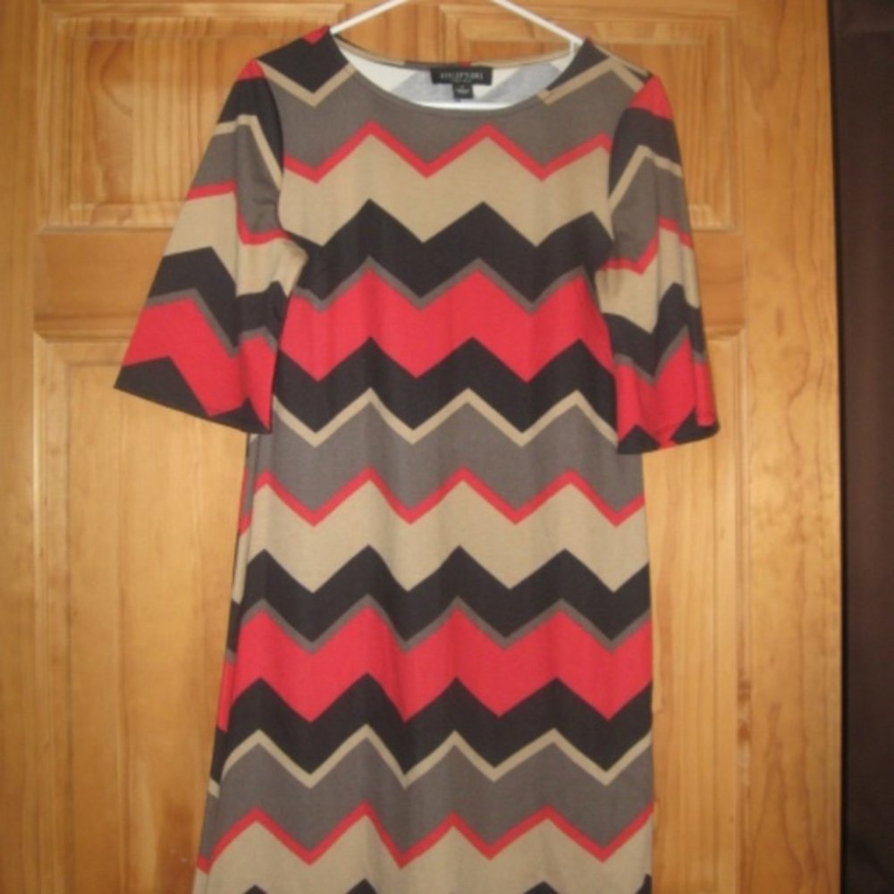 Perceptions Patterned Short Sleeve Dress